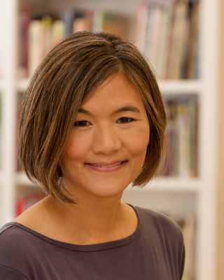 Photo of Traci Huahn